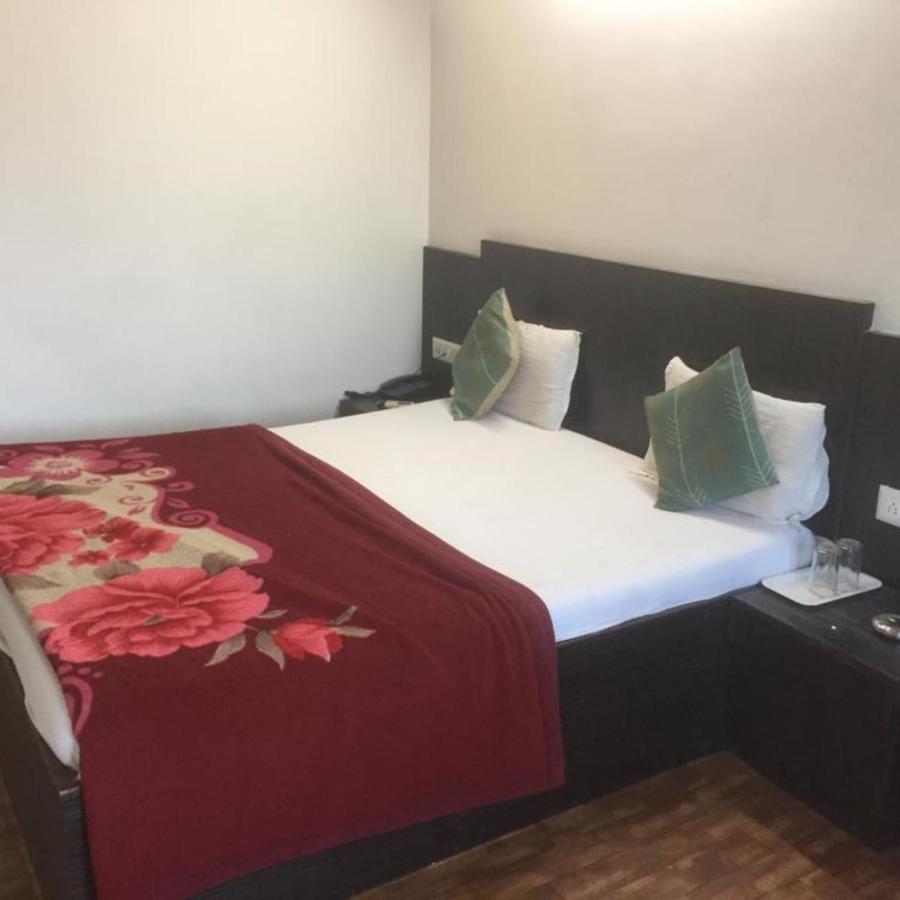 Hotel Long Stay أحمد أباد المظهر الخارجي الصورة