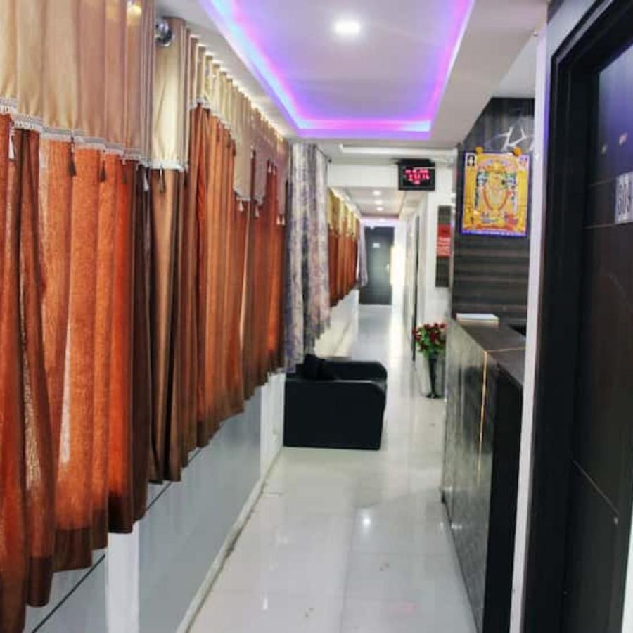 Hotel Long Stay أحمد أباد المظهر الخارجي الصورة